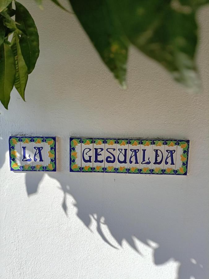 Locazione Turistica La Gesualda Apartment กาสเตลนัวโว มากรา ภายนอก รูปภาพ